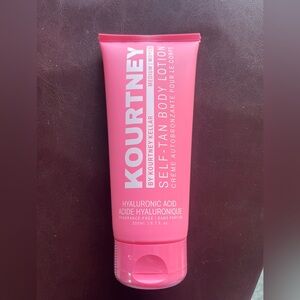 Kourtney Self-Tan Body Lotion Hyaluronic Acid 6.7fl oz